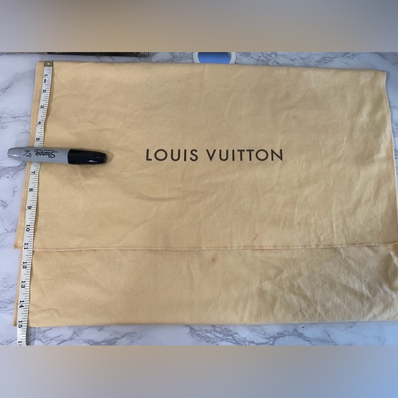 Louis Vuitton Authentic Dustbag - Picture 15 of 16